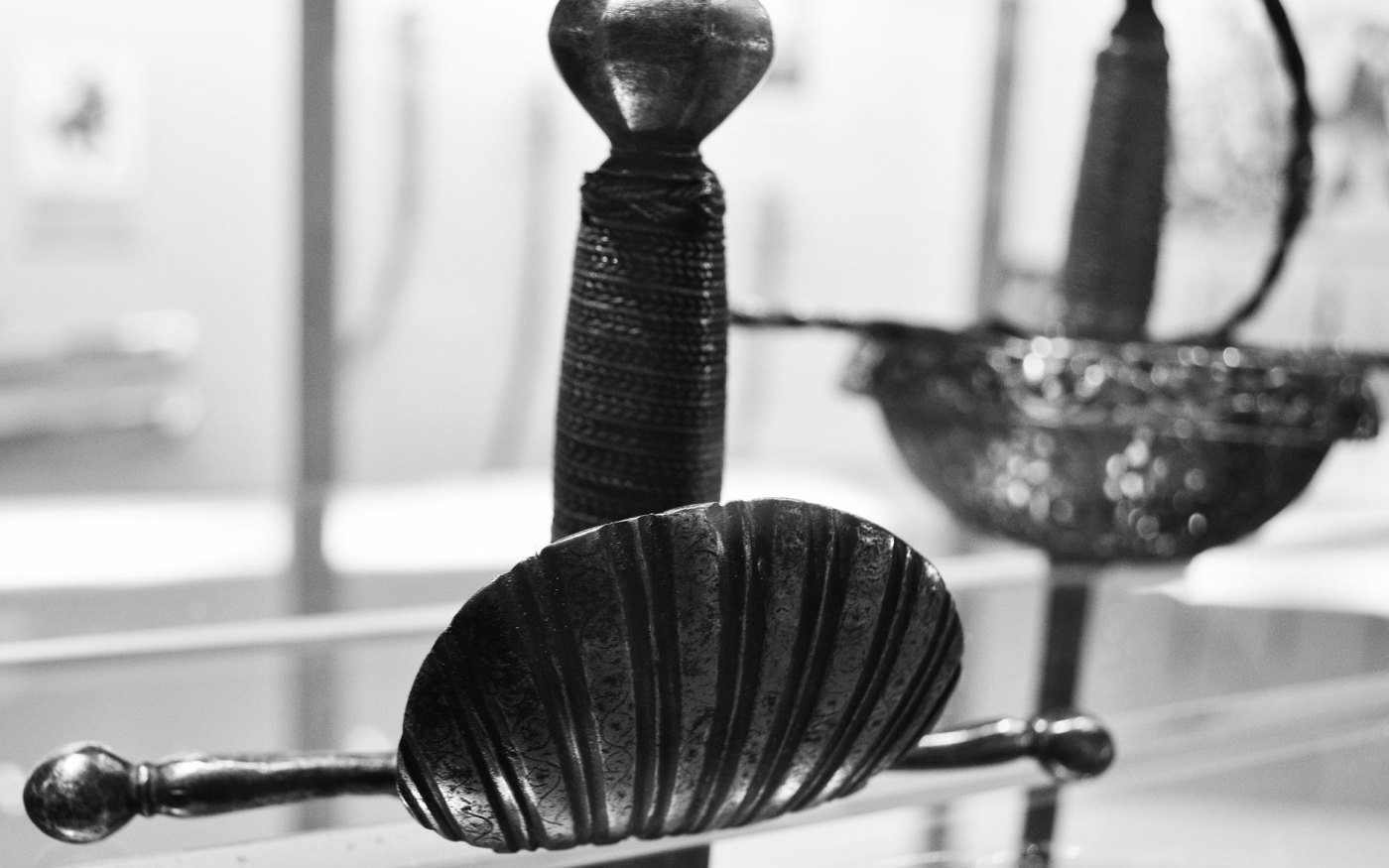 Anatomie de l&rsquo;épée médiévale : guide de ses parties